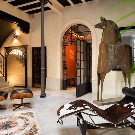 セビリア Pajaro Rebelde Bed & Breakfast エクステリア 写真