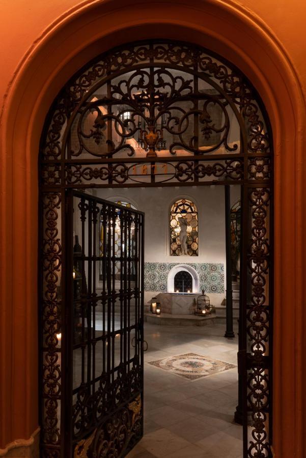 セビリア Pajaro Rebelde Bed & Breakfast エクステリア 写真