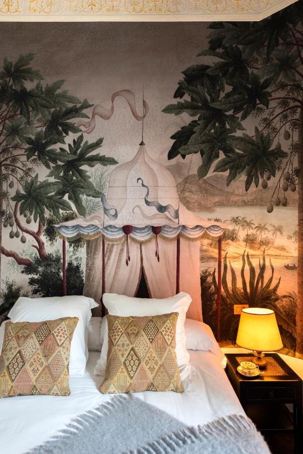セビリア Pajaro Rebelde Bed & Breakfast エクステリア 写真