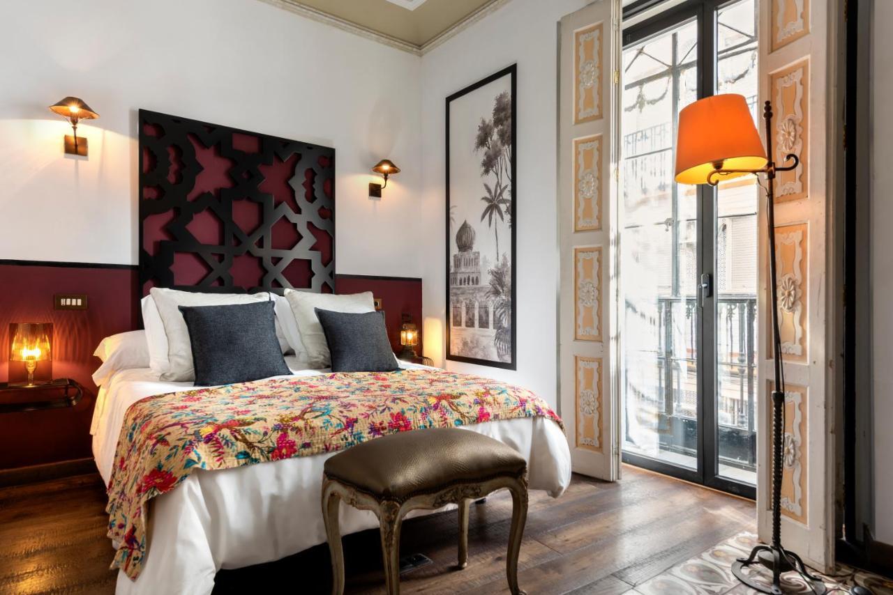 セビリア Pajaro Rebelde Bed & Breakfast エクステリア 写真