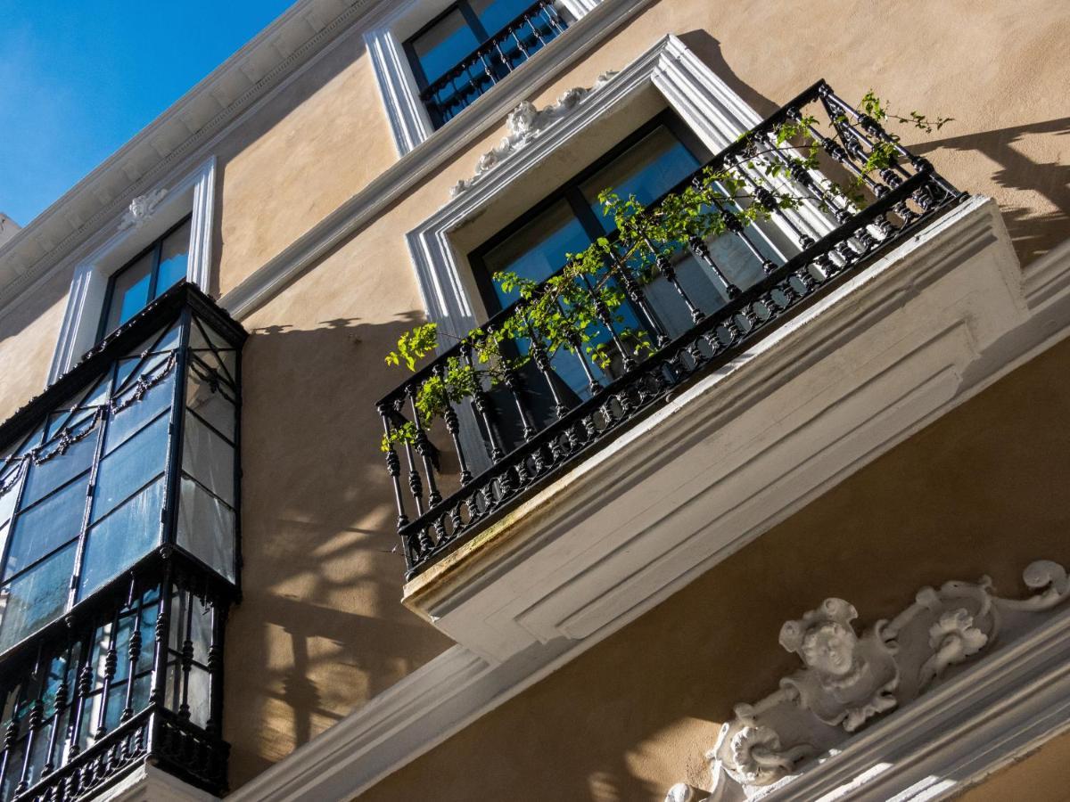 セビリア Pajaro Rebelde Bed & Breakfast エクステリア 写真