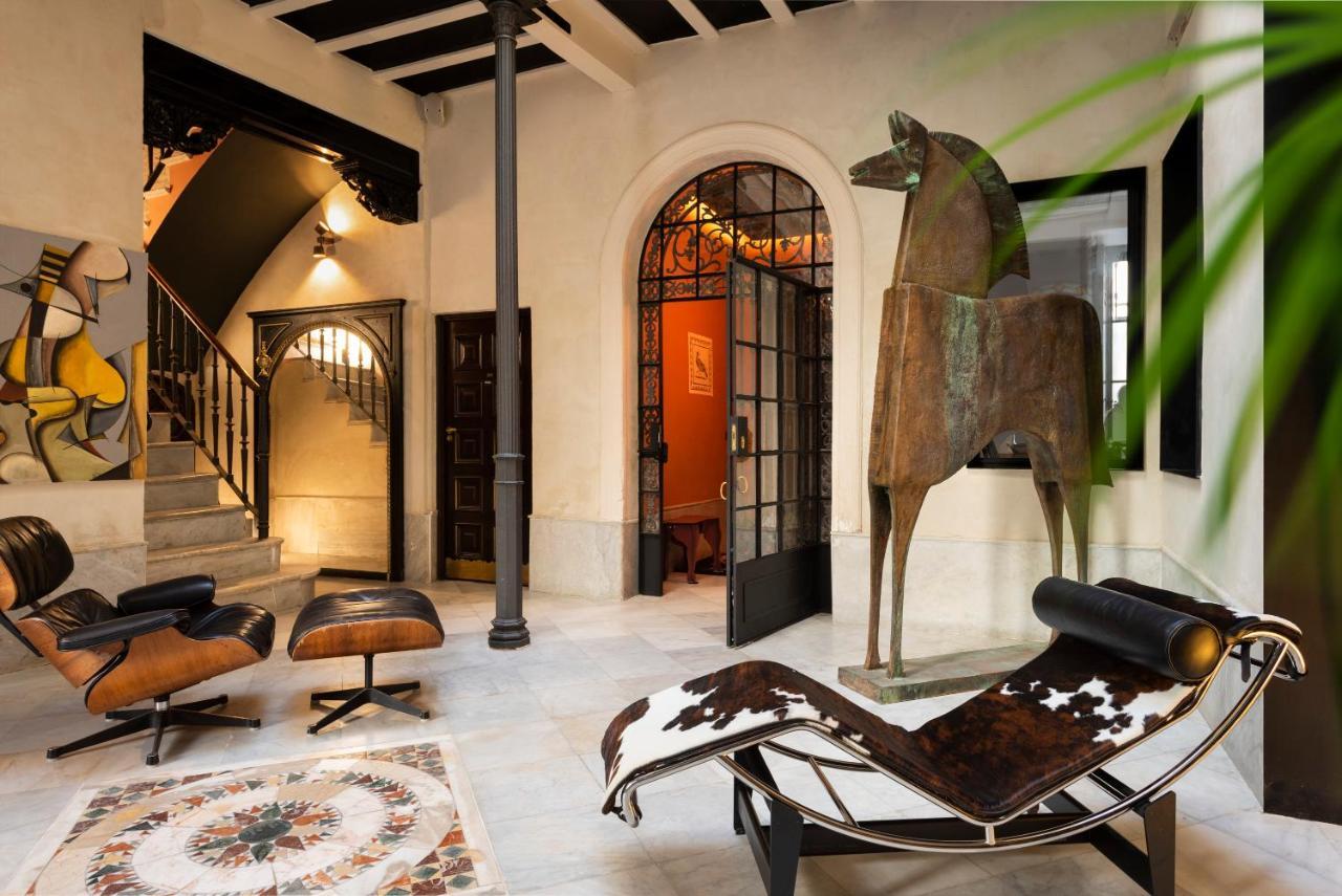 セビリア Pajaro Rebelde Bed & Breakfast エクステリア 写真
