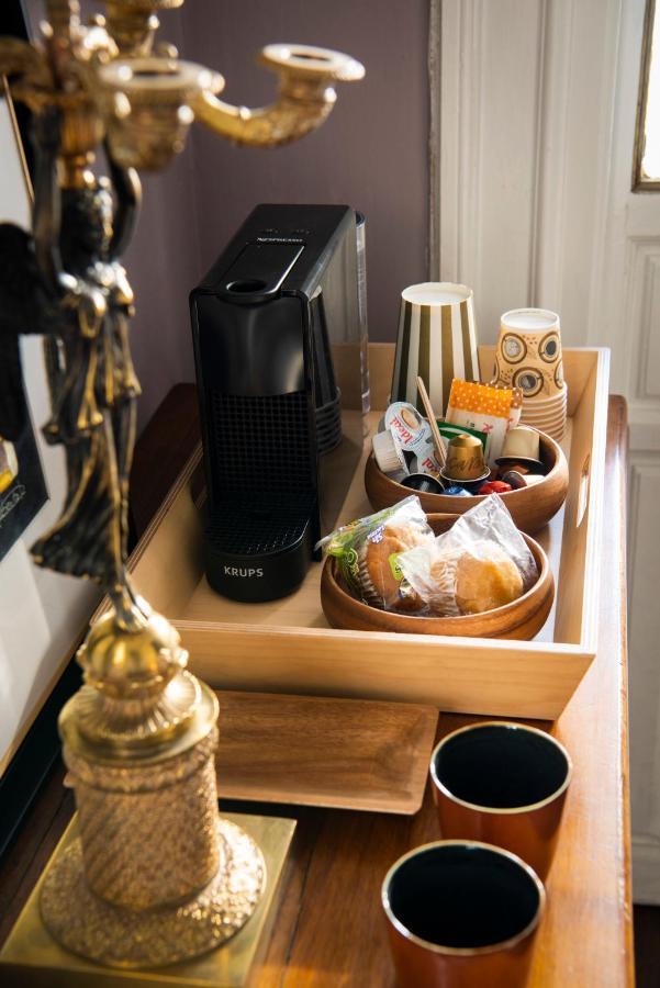 セビリア Pajaro Rebelde Bed & Breakfast エクステリア 写真